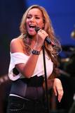 Leona Lewis (Леона Льюис) Th_48348_Celebutopia-Leona_Lewis_performs_live_for_BBC_Radio_2-07_122_114lo