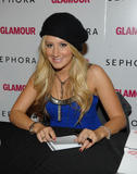 th_89337_Preppie_-_Ashley_Tisdale_at_the_Sephora_Beauty_Insider_Event_presented_by_Glamour_-_Nov._10_2009_2333_122_182lo.jpg