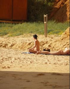 Trip-to-Portugal-Beach-Bikini-Topless-Teen-Candid-Spy--24iv0j2wlv.jpg