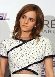 http://img264.imagevenue.com/loc32/th_17903_EmmaWatson_TheNationalMovieAwards2010atTheRoyalFestivalHallinLondon_May262010_013_122_32lo.jpg