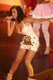 http://img264.imagevenue.com/loc430/th_58680_1115_katy_perry_bbc_teen_awards_07_123_430lo.jpg