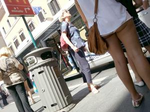 Spying-Italian-Girls-In-Shorts-Candids-Voyeur-Spy-e1nrmxki6k.jpg
